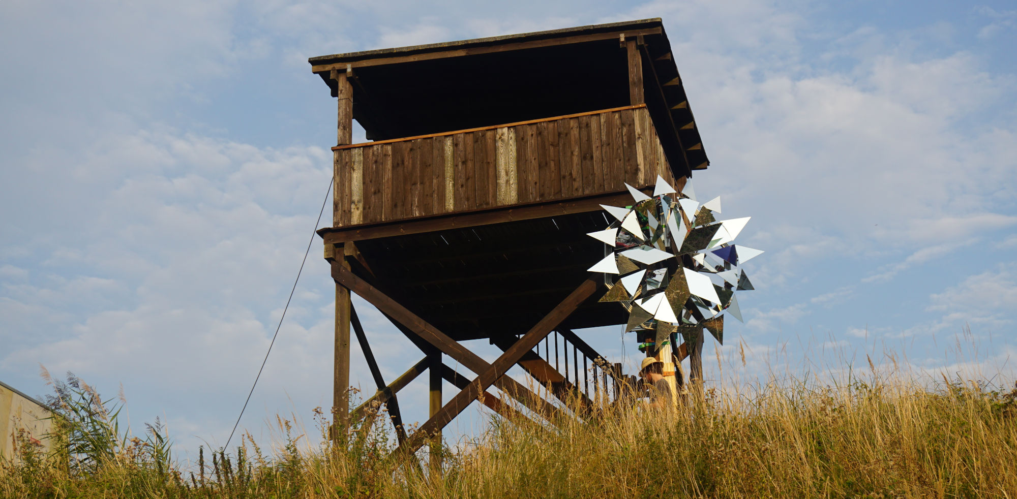 2019-Aurora/bs_camp_tower_far.jpg